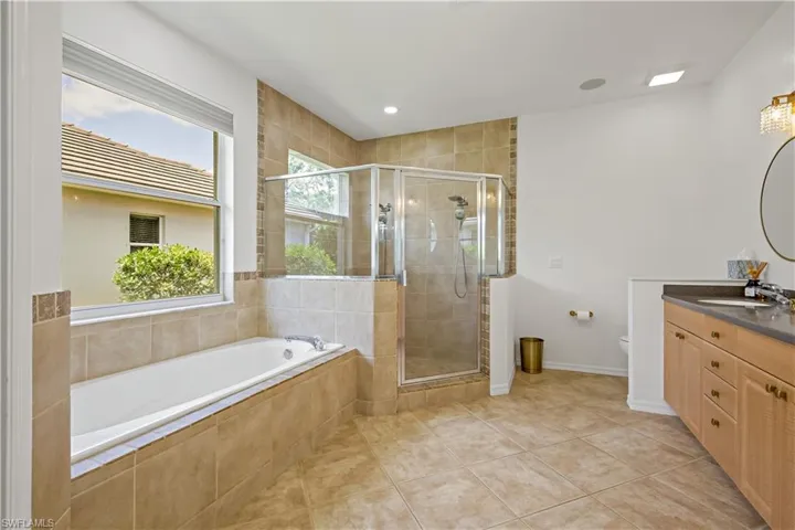 14896  Indigo Lakes  DR, Naples, FL 34119