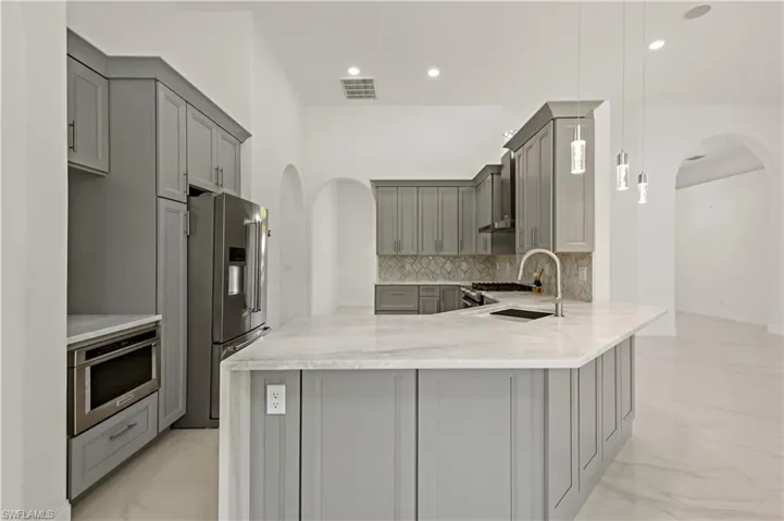 14896  Indigo Lakes  DR, Naples, FL 34119