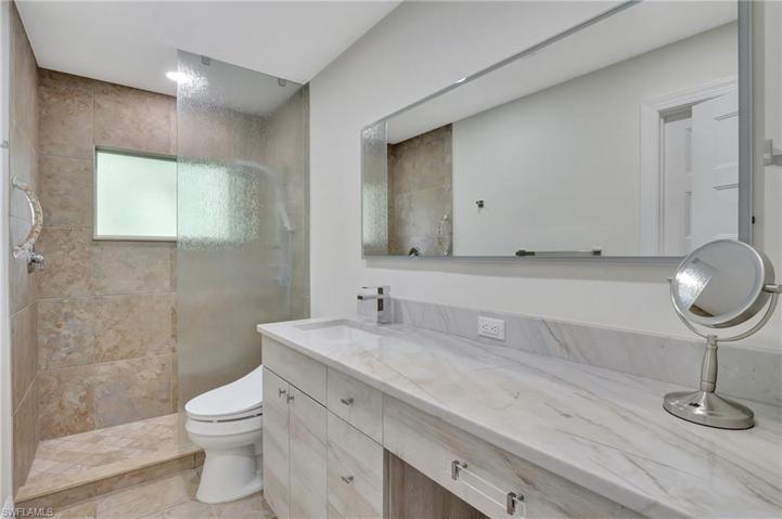 Full guest bath