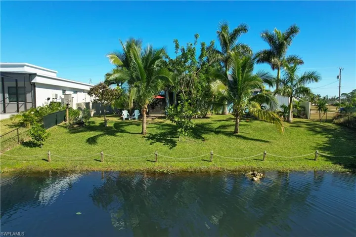 4308 Ne 21st Ave, Cape Coral, Florida 33909