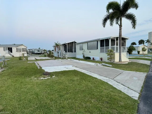 19681  Summerlin  RD, Fort Myers, FL 33908