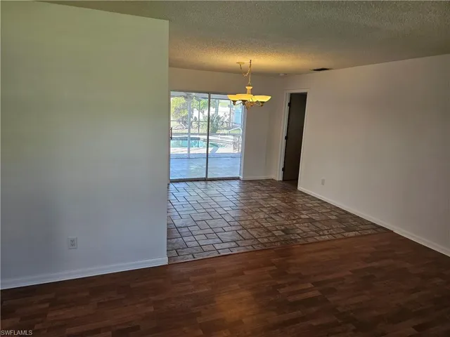 1404 Se 22nd Ter, Cape Coral Fl 33990