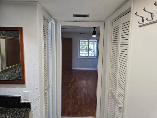 1404 Se 22nd Ter, Cape Coral Fl 33990