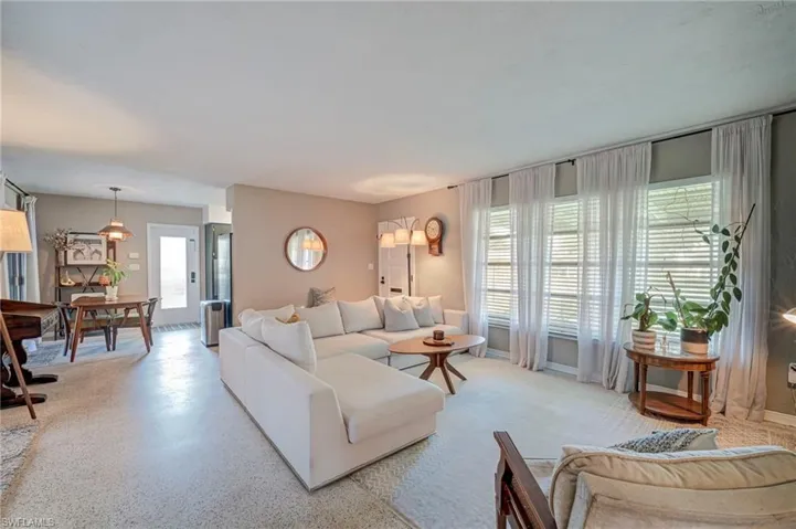 Vintage charm right off iconic McGregor Blvd.
