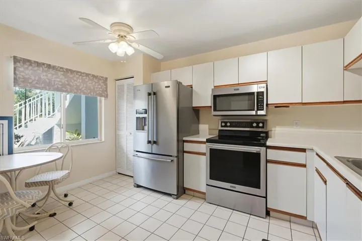 3505 County Barn Rd 102, Naples, Florida 34112