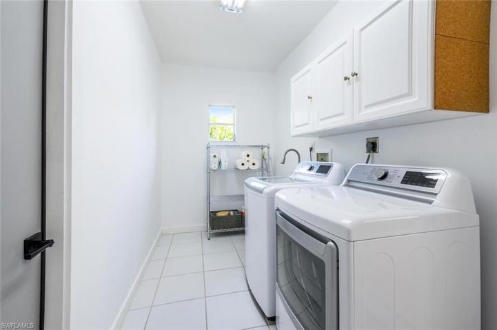Laundry in Residence