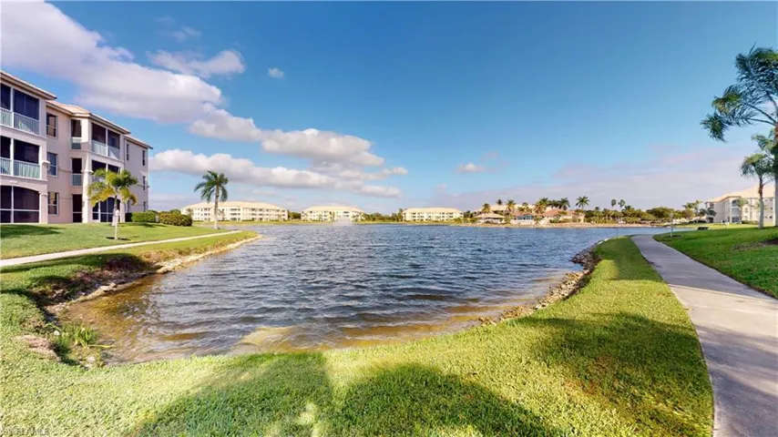 9150 Southmont Cv 109, Fort Myers, Florida 33908