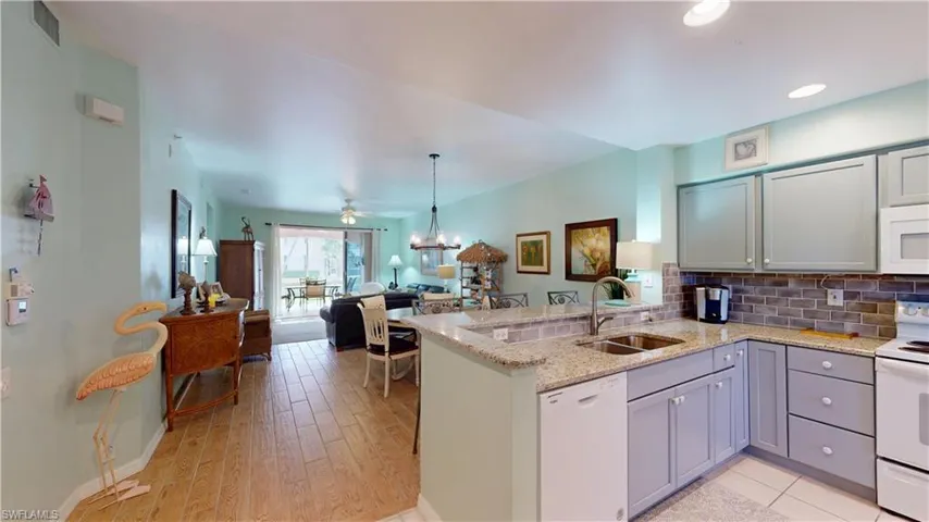 9150 Southmont Cv 109, Fort Myers, Florida 33908