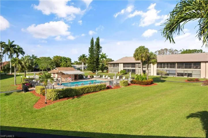 244  Pebble Beach  CIR, Naples, FL 34113