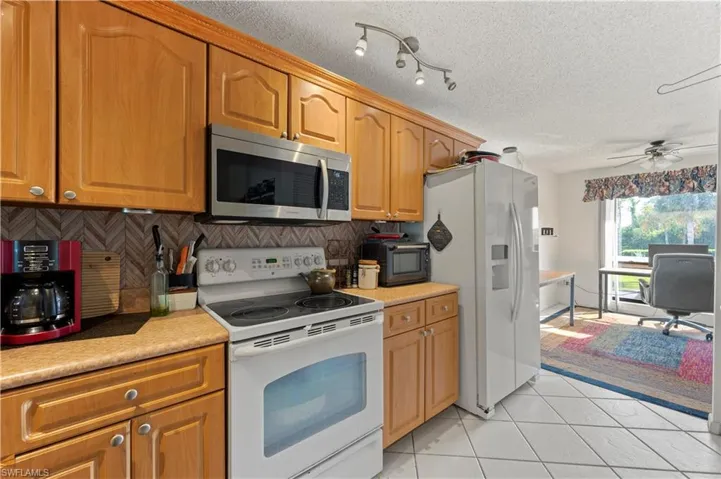 244  Pebble Beach  CIR, Naples, FL 34113