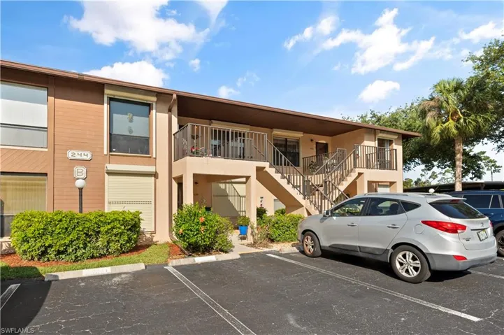 244  Pebble Beach  CIR, Naples, FL 34113