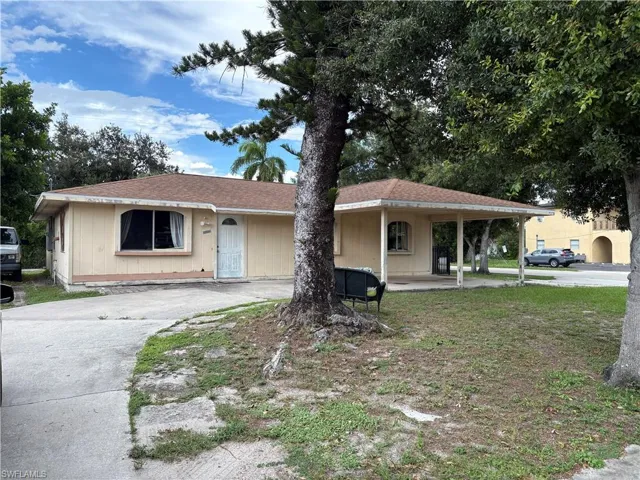 1891 Winkler Ave, Fort Myers, Florida 33901