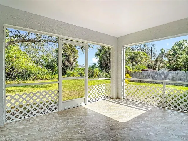 18522 Robinson Ave, Port Charlotte, Florida 33948