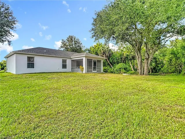 18522 Robinson Ave, Port Charlotte, Florida 33948