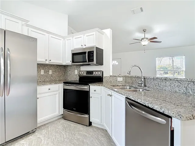 18522 Robinson Ave, Port Charlotte, Florida 33948
