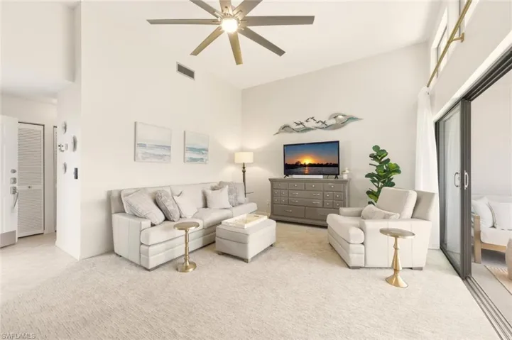 559  Beachwalk  CIR, Naples, FL 34108