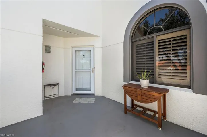559  Beachwalk  CIR, Naples, FL 34108