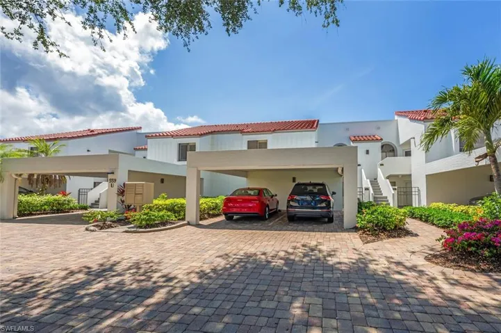 559  Beachwalk  CIR, Naples, FL 34108