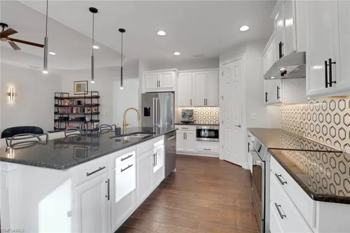 14374  Tuscany Pointe  TRL, Naples, FL 34120