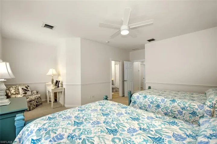 Upper floor open spacious BR WITH SITTING AREA , HALL BAT