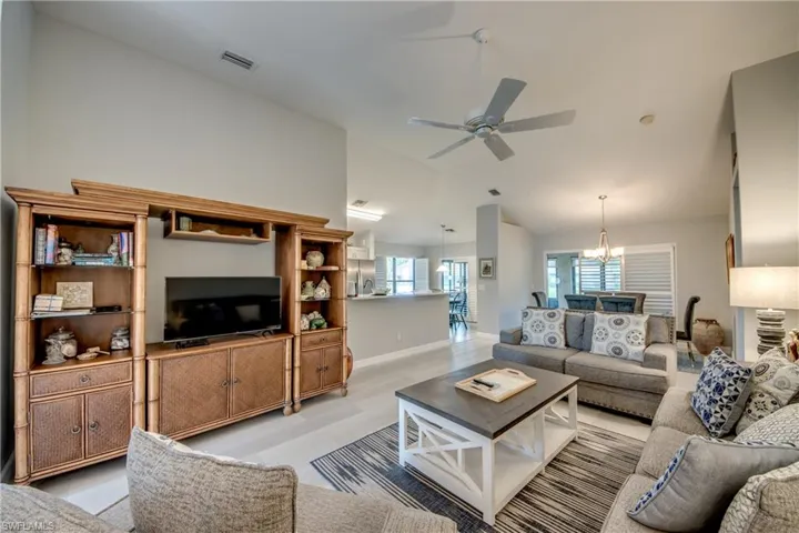 15472 Admiralty Cir 2, North Fort Myers, Florida 33917