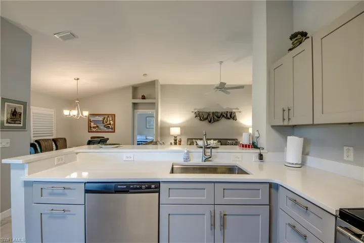 15472 Admiralty Cir 2, North Fort Myers, Florida 33917