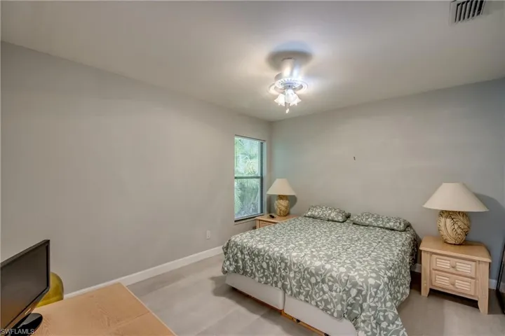 15472 Admiralty Cir 2, North Fort Myers, Florida 33917