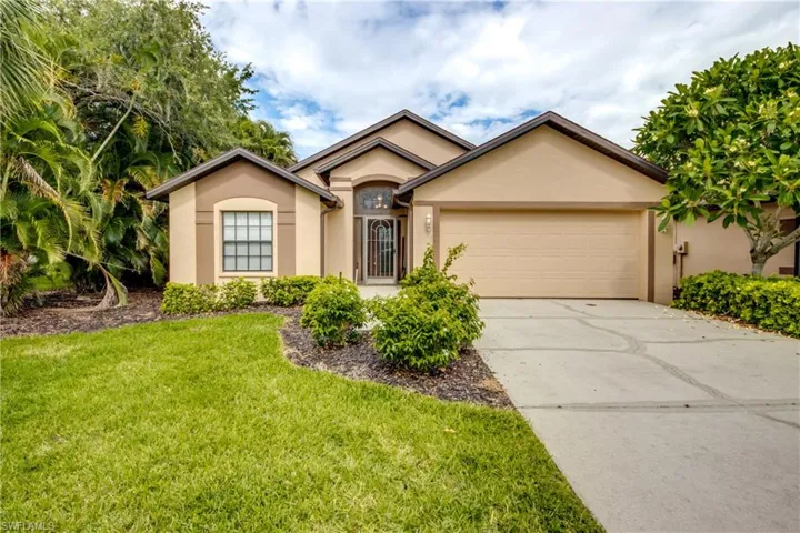 15472 Admiralty Cir 2, North Fort Myers, Florida 33917