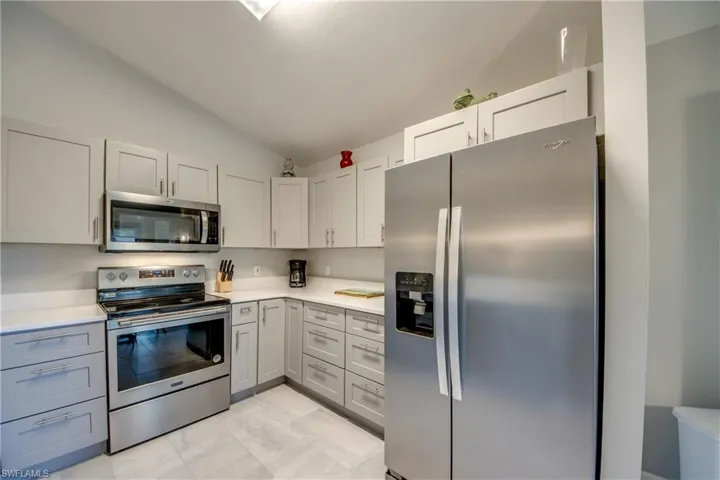 15472 Admiralty Cir 2, North Fort Myers, Florida 33917