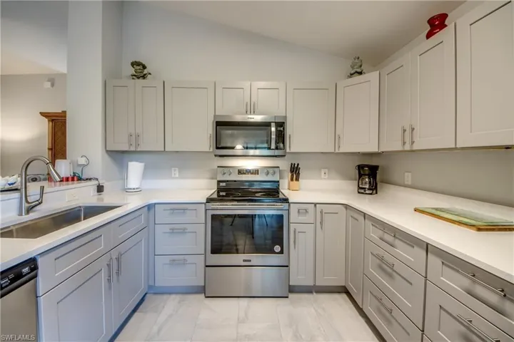 15472 Admiralty Cir 2, North Fort Myers, Florida 33917