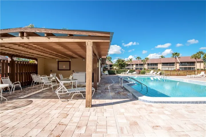 15472 Admiralty Cir 2, North Fort Myers, Florida 33917