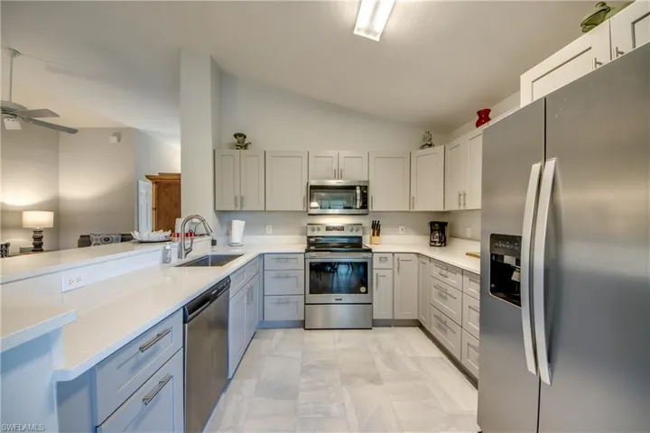15472 Admiralty Cir 2, North Fort Myers, Florida 33917