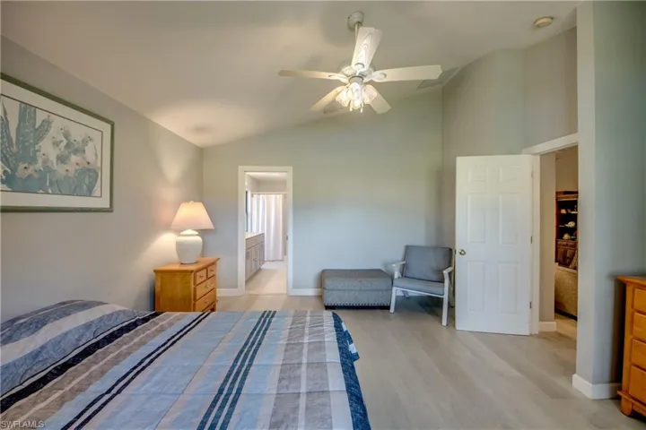 15472 Admiralty Cir 2, North Fort Myers, Florida 33917