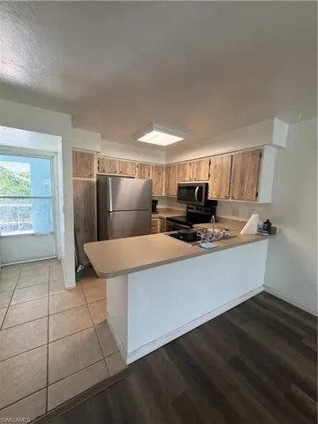 1100  Pondella  RD, Cape Coral, FL 33909