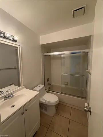 1100  Pondella  RD, Cape Coral, FL 33909