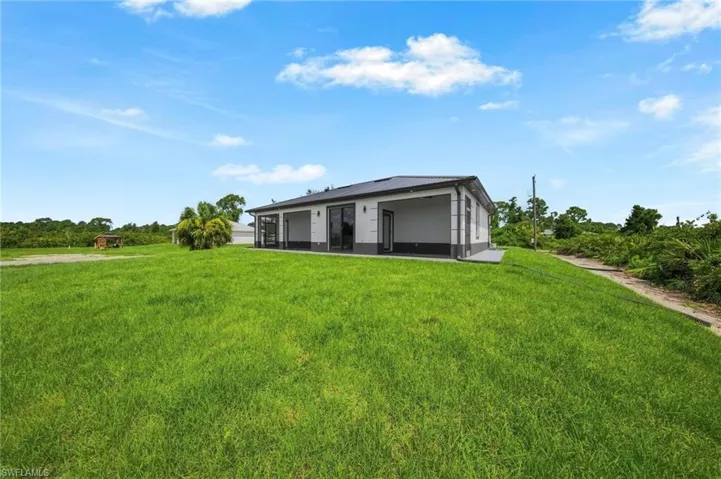 3119 63rd St W, Lehigh Acres, Florida 33971