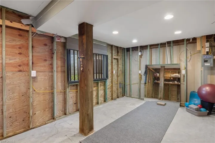 Basement with recessed lighting