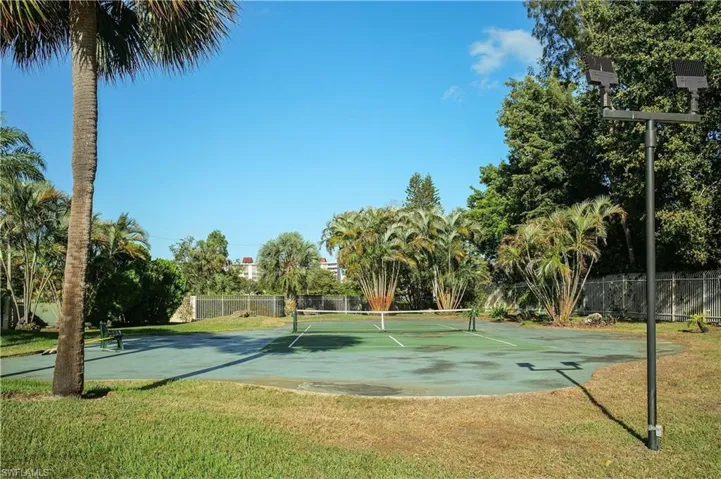 3910 Inverrary Boulevard 202b, Lauderhill, Florida 33319