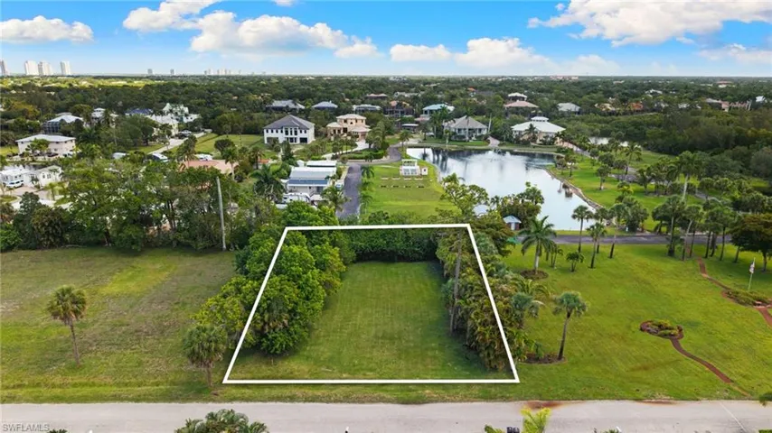 3080 Pine Tree Dr, Bonita Springs, Florida 34134