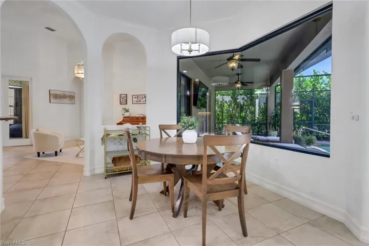 7327  Acorn  WAY, Naples, FL 34119