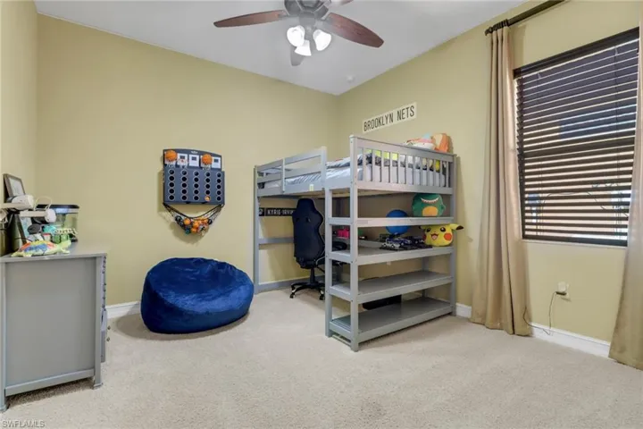7327  Acorn  WAY, Naples, FL 34119