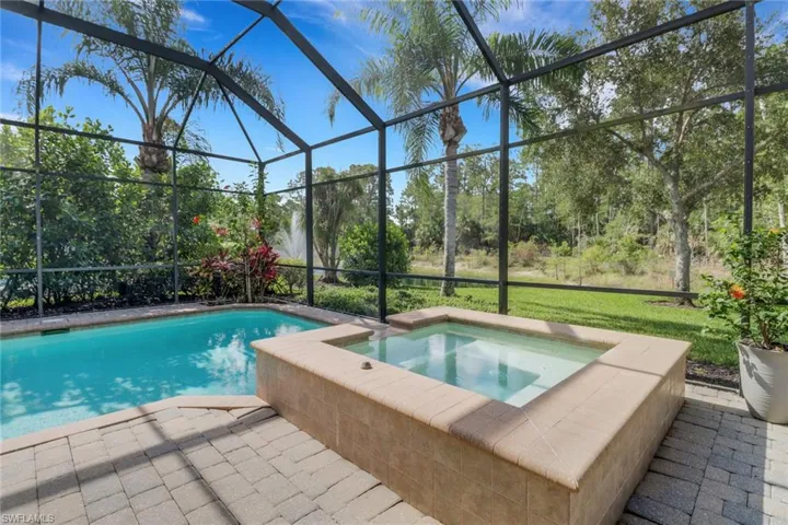 7327  Acorn  WAY, Naples, FL 34119