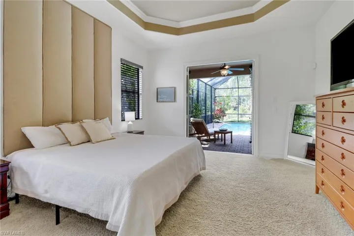 7327  Acorn  WAY, Naples, FL 34119