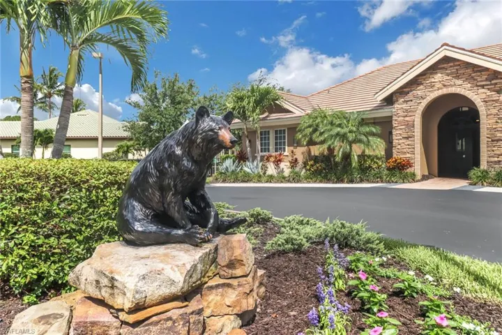 7327  Acorn  WAY, Naples, FL 34119