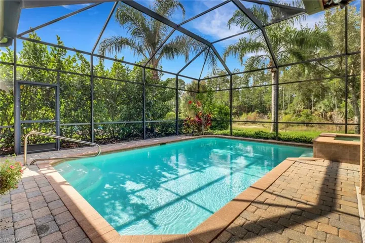 7327  Acorn  WAY, Naples, FL 34119