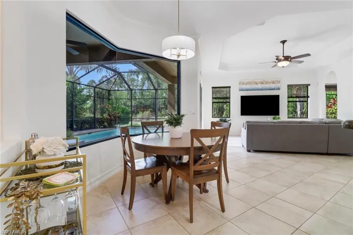 7327  Acorn  WAY, Naples, FL 34119
