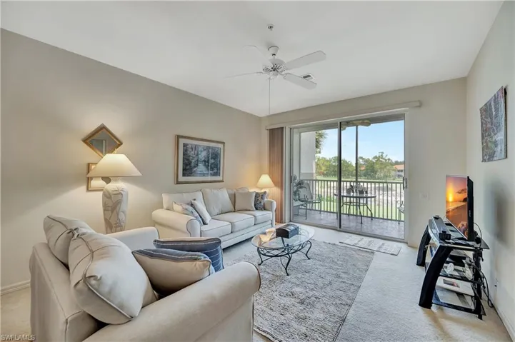 8217  Parkstone  PL, Naples, FL 34120