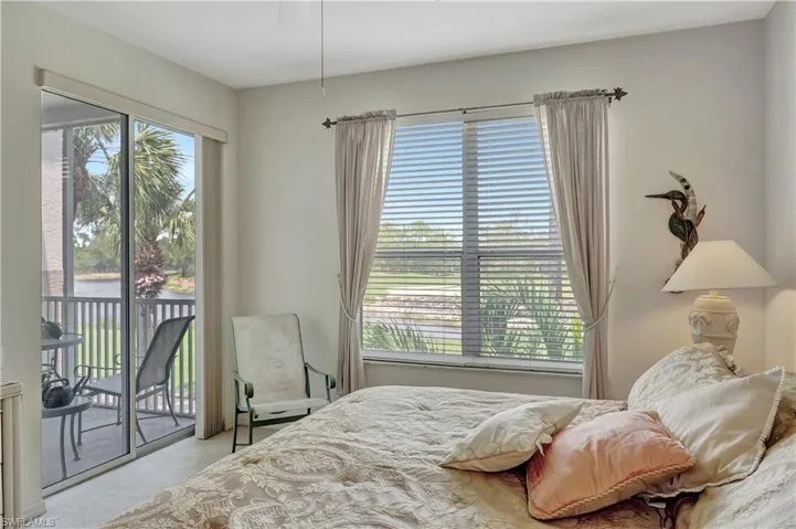 8217  Parkstone  PL, Naples, FL 34120