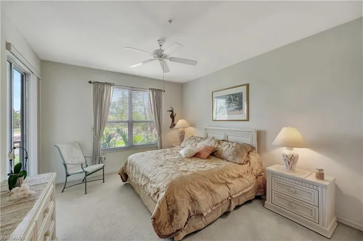 8217  Parkstone  PL, Naples, FL 34120