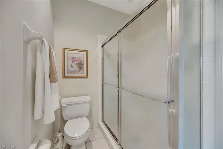8217  Parkstone  PL, Naples, FL 34120